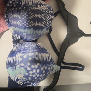 Victoria's Secret Navy Lace Bra